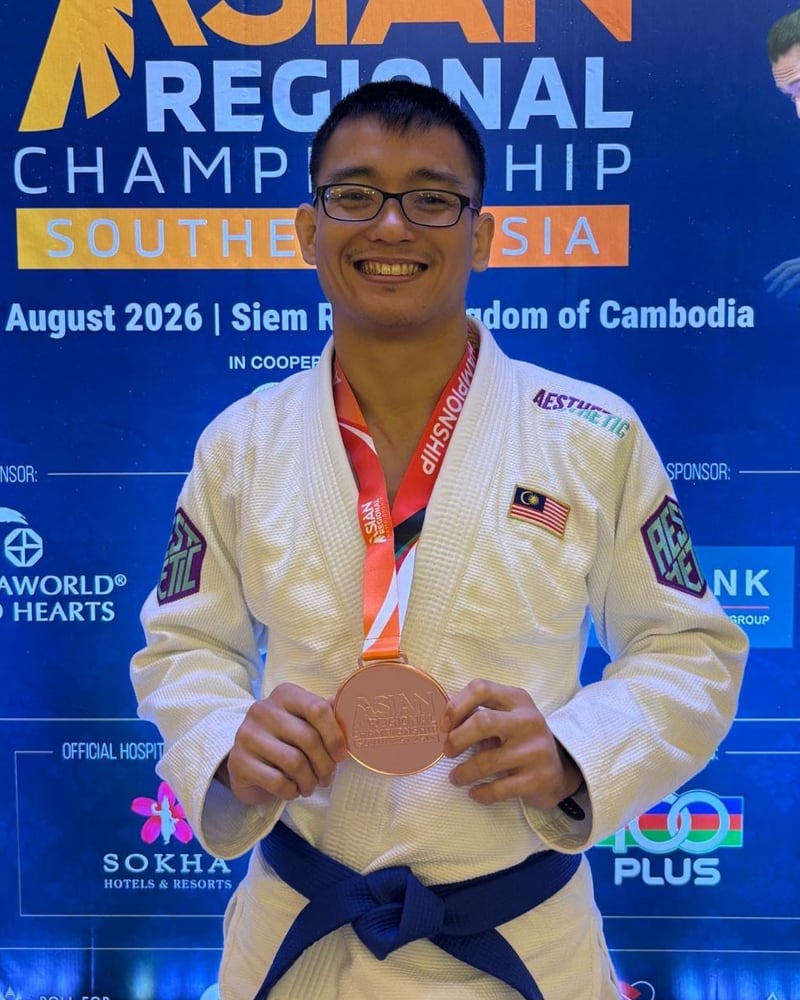 Portrait of Peter Chong
